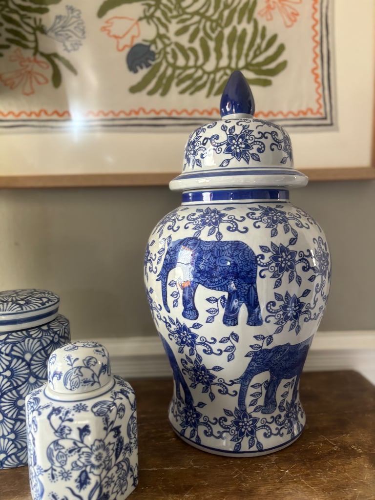 image for Large blue and white oriental ginger jar urn perfect condition