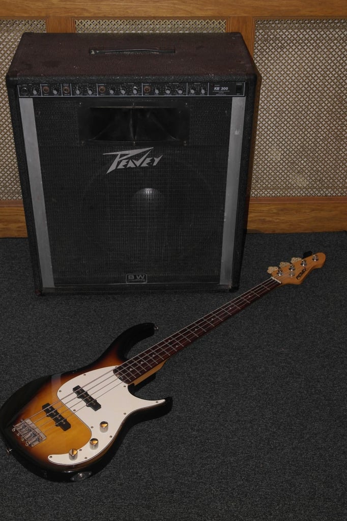 image for Peavey Milestone III bass guitar plus Peavey KB300 combo 1 x 15 Black Widow speaker