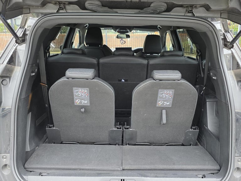 2023 Peugeot 5008 1.2 MHEV Allure Premium + e-DSC Euro 6 (s/s) 5dr HATCHBACK Petrol/Electric Hybr...