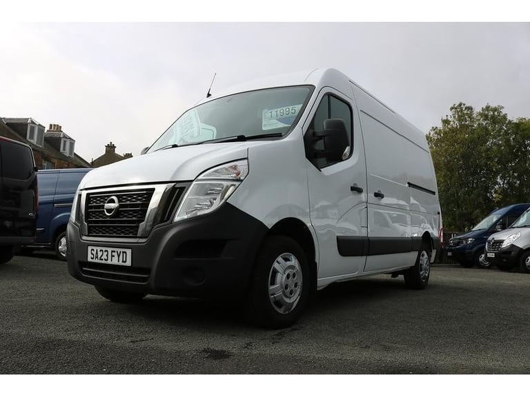 2023 NISSAN INTERSTAR MWB LOW MILES YEARS MOT SUPERB CONDITION ONE OWNER transit
