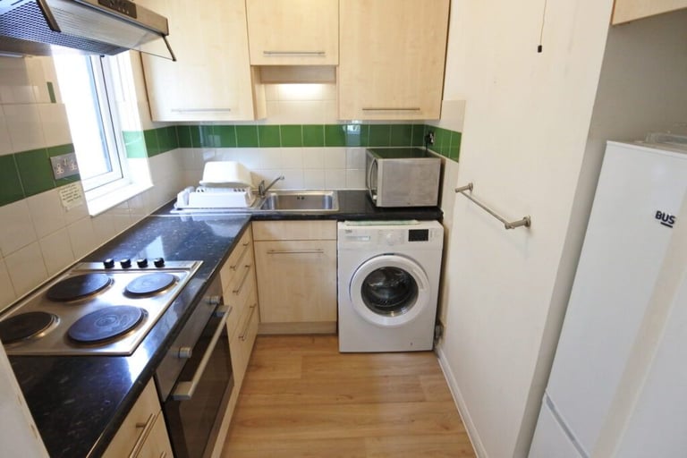 STUDIO FLAT HARP ISLAND CLOSE NEASDEN NW10 