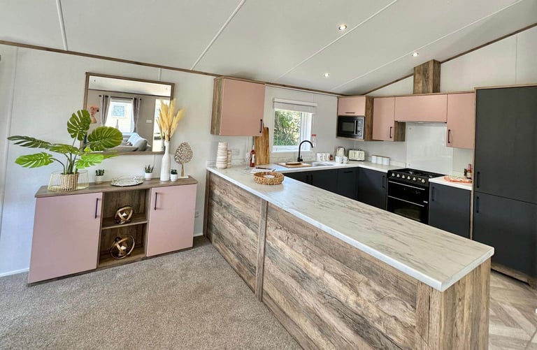 Willerby Boston Lodge 40ft x 20ft | 2 Bedrooms | Free Site Fees for 2026 | Pet Friendly