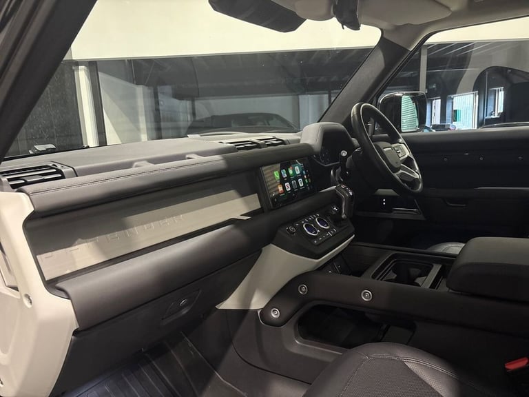 2023 Land Rover Defender 3.0 D250 MHEV SE Hard Top SUV 5dr Diesel Auto 4WD MWB Euro 6 (s/s) (250 ...