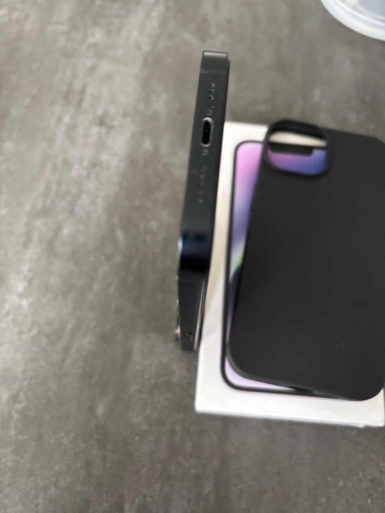 iPhone 14 midnight 128gb unlocked 