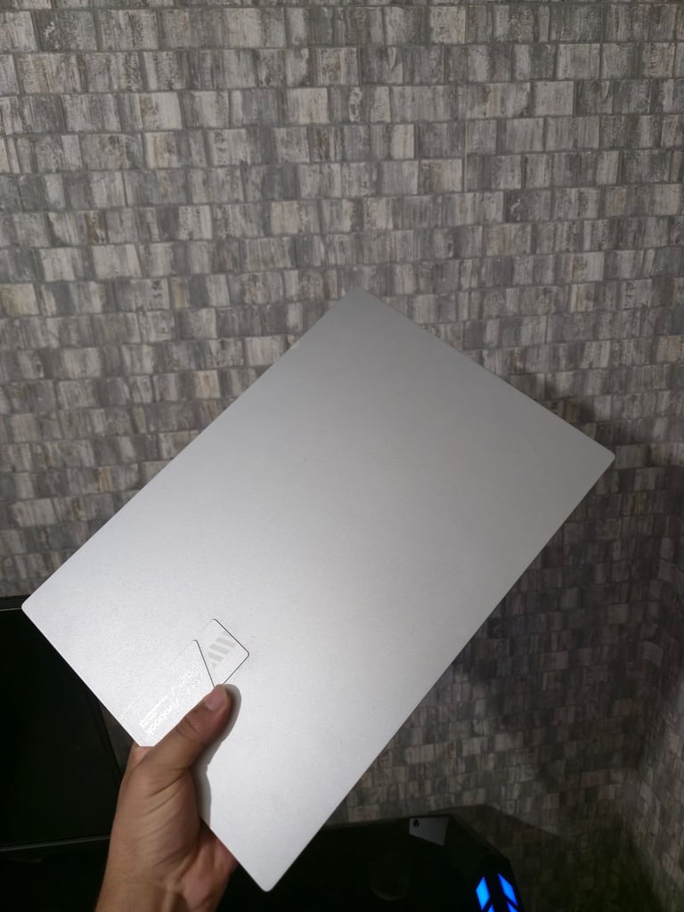 Asus Vivobook 16X / RTX 2050 / 16GB RAM  / ALMOST NEW