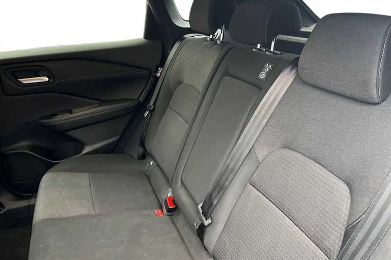 2022 Nissan Qashqai 1.3 DIG-T MH N-CONNECTA 5DR Hatchback Petrol Manual