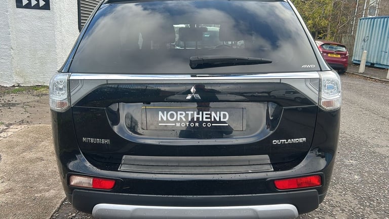 2016 Mitsubishi Outlander 2.3L GX 4 DI-D SUV 5dr Diesel Manual Euro 6 (147 bhp) SUV Diesel Manual