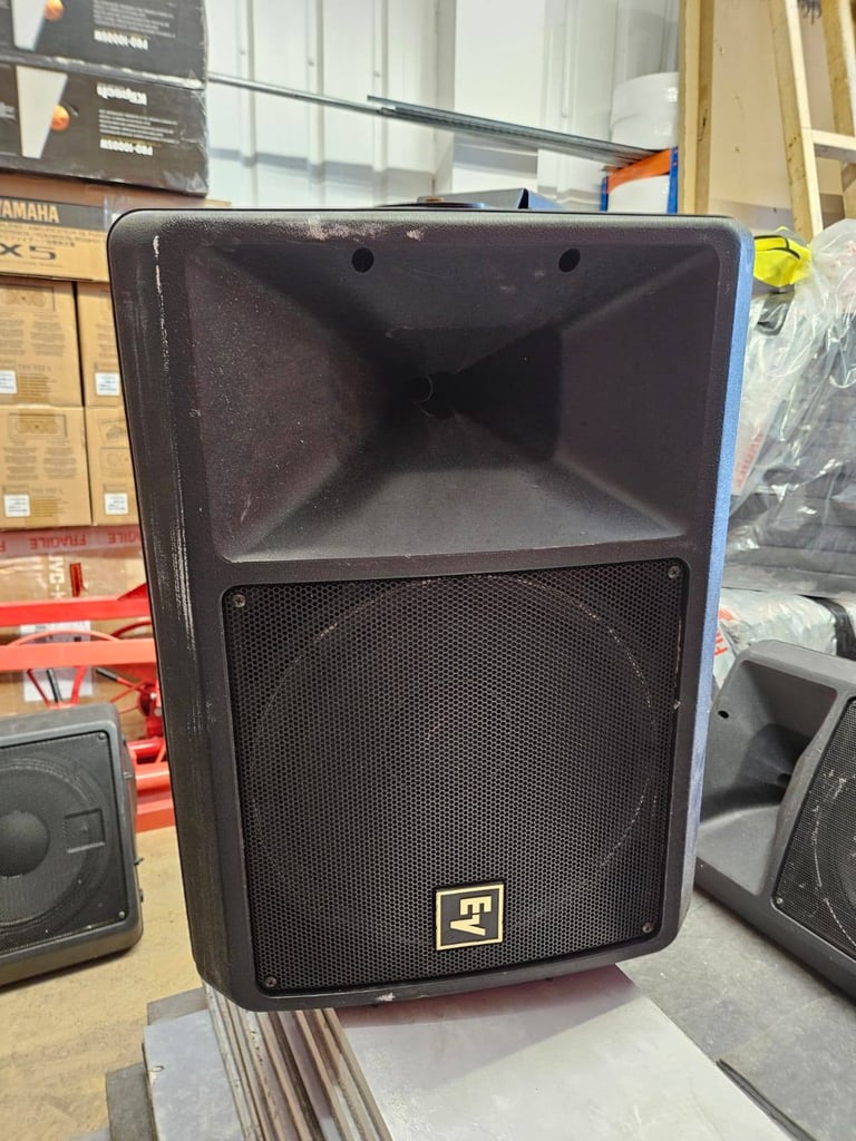 EV SX200 2-Way Passive PA Speaker – 200W RMS – Professional Sound Reinforcement