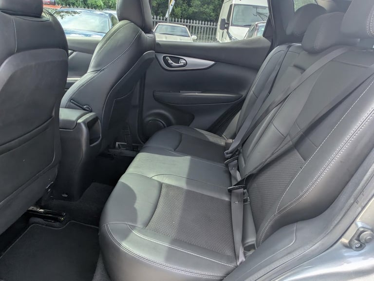 2017 Nissan Qashqai 1.5 dCi Tekna 5dr HATCHBACK DIESEL Manual