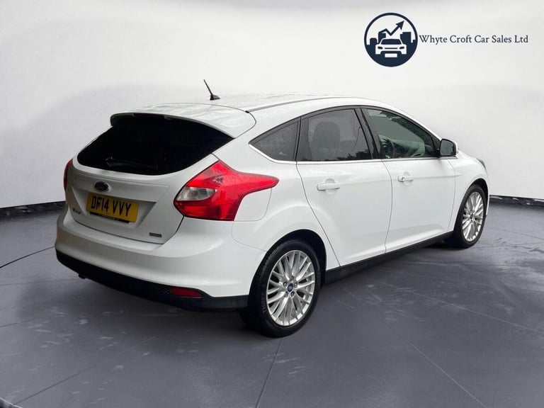 2014 Ford Focus 1.0 EcoBoost Zetec Navigator 5dr HATCHBACK PETROL Manual