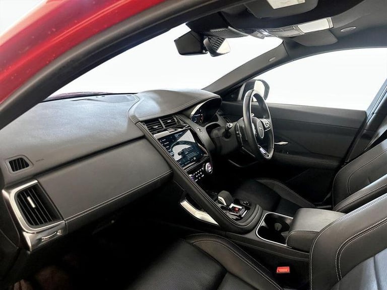 2022 Jaguar E-Pace 1.5 P300e 11.5kWh R-Dynamic SE Auto AWD Euro 6 (s/s) 5dr Automatic SUV Hybrid ...