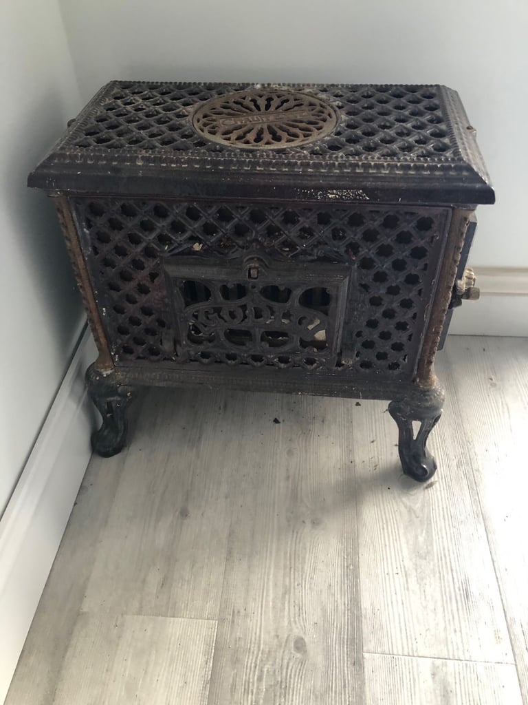 Godin Chauffette Vintage Wood burner heating and Stove 