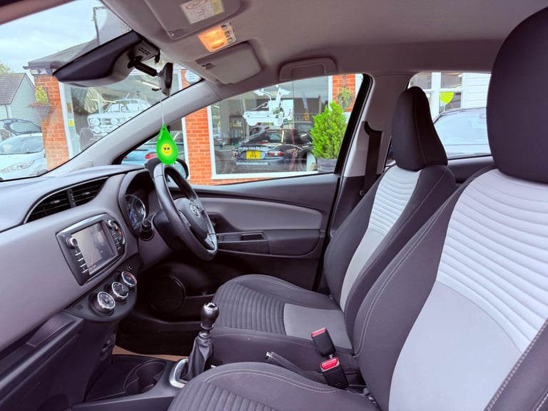 TOYOTA YARIS 1.5 VVT-i Icon Tech 2018