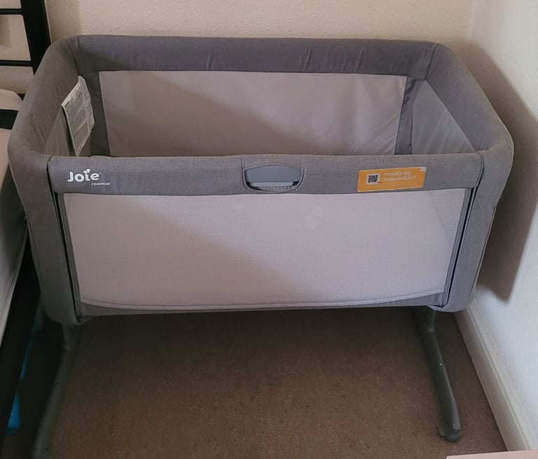 Joie next to me cot