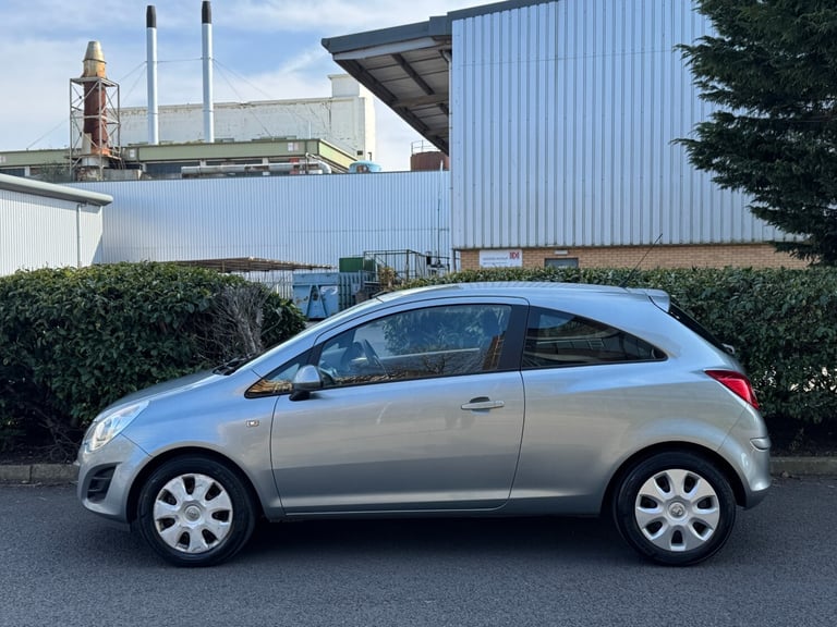 2013 Vauxhall Corsa 1.2 Exclusiv 3dr HATCHBACK Petrol Manual