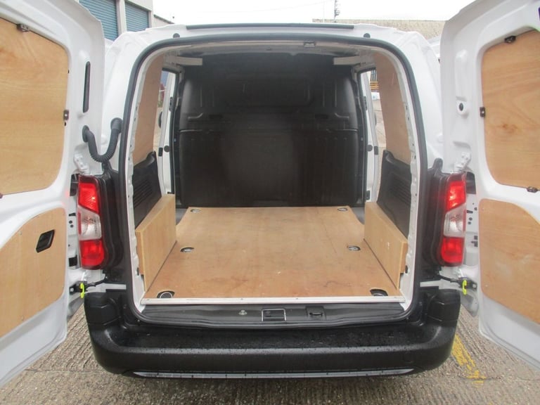 2023 23 TOYOTA PROACE CITY 1.5 BLUEHDI ACTIVE SHORT PANEL VAN EURO 6 ONLY 15,000