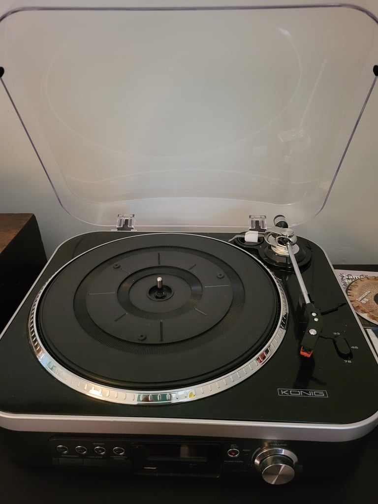 record turntable