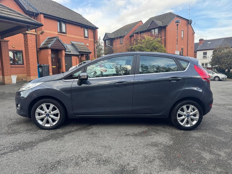 Automatic Ford, FIESTA, Hatchback,1388 (cc), 5 doors