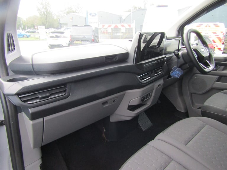 2025 Ford Transit Custom 2.0D EcoBlue 170ps H1 Double Cab Van Limited Auto Crew Bus Diesel Automatic
