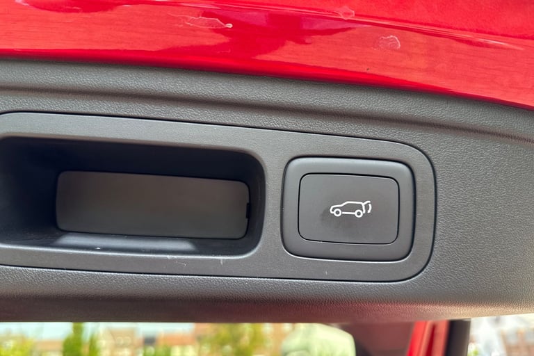 2025 MG MG HS 1.5 T-GDI PHEV Trophy 5dr Auto Hatchback Petrol Parallel PHEV Automatic