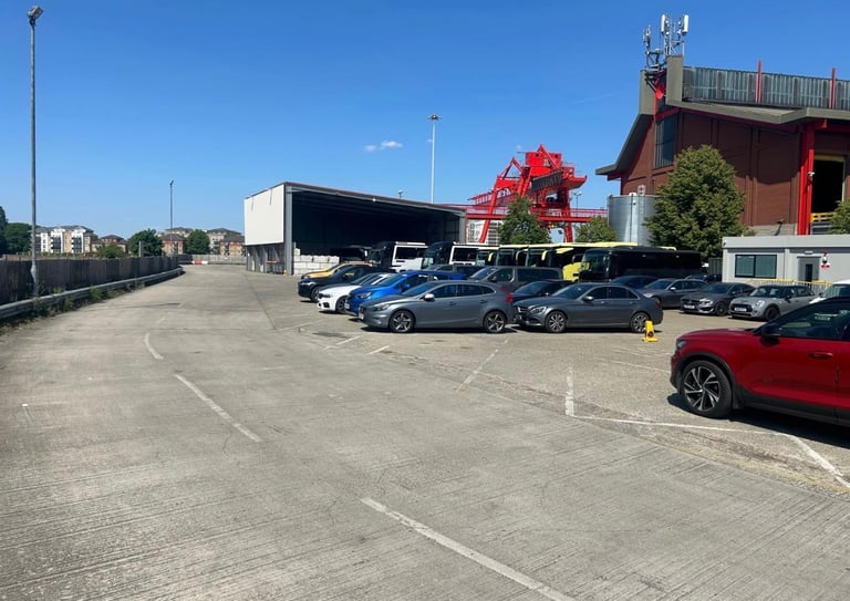 Open storage Yard Wandsworth SW18 