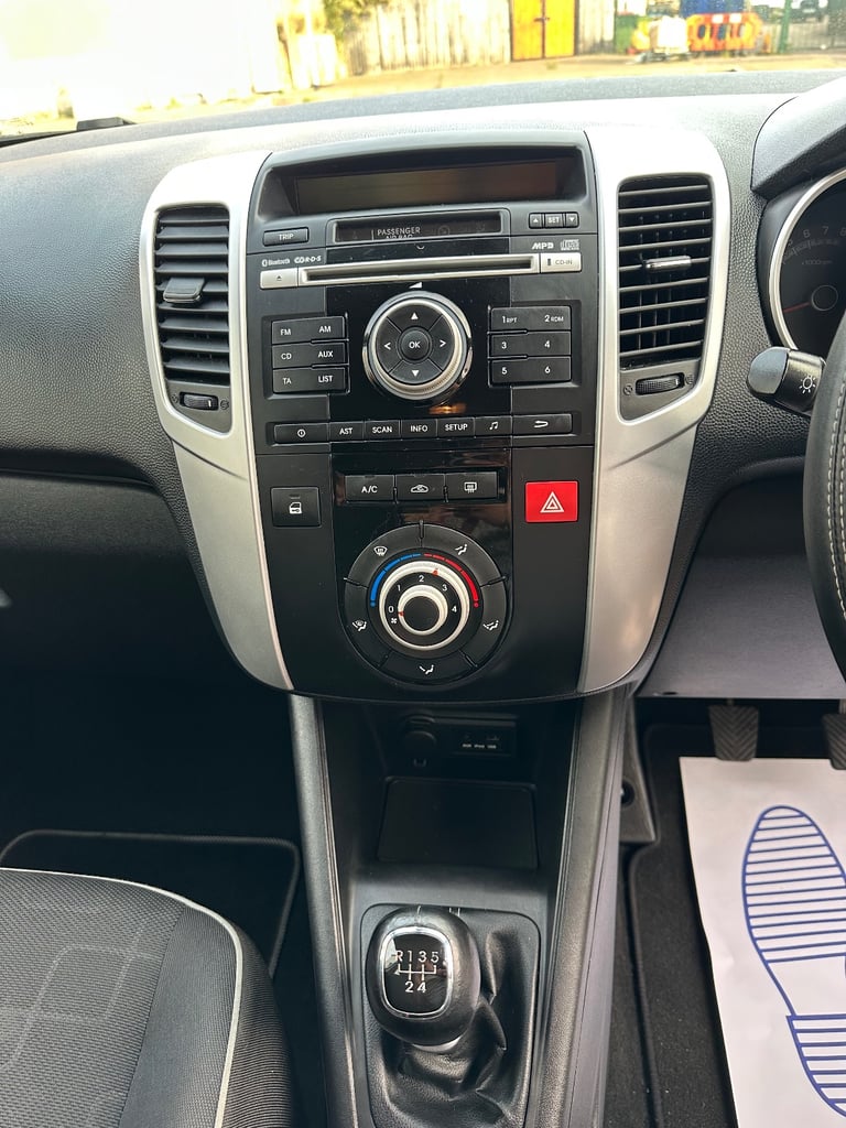 2012 KIA Venga 2 1.4 EcoDynamics MPV 1 Owner From New 12 MONTHS MOT