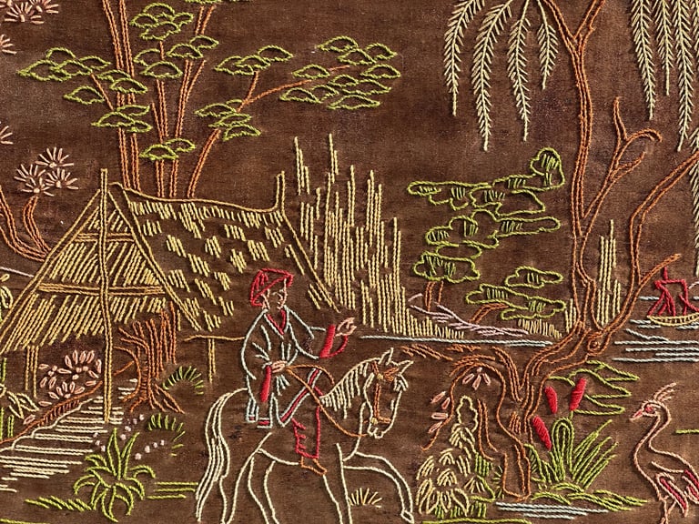 ANTIQUE FRAMED CHINESE SILK EMBROIDERY TAPESTRY PICTURE, 78x45cm - 1900s - WILL POST!