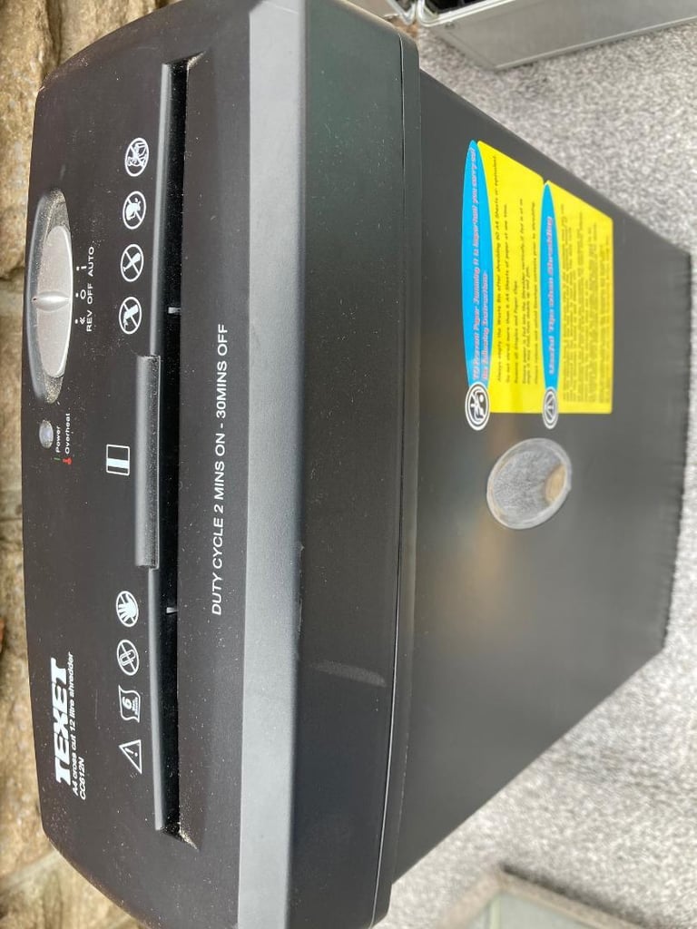 TEXET CC612N 12L CROSS CUT SHREDDER COMPLETE WITH OPERATING MANUAL