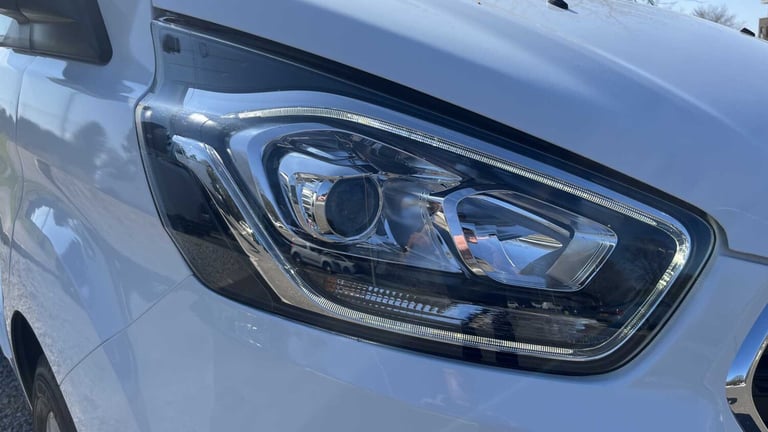 2023 Ford Transit Custom 2.0 EcoBlue 170ps Low Roof Limited Van Auto Van Diesel Automatic