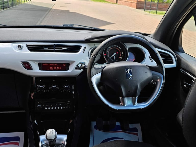 2010 Citroen DS3 1.6 HDi Black 3dr HATCHBACK DIESEL Manual