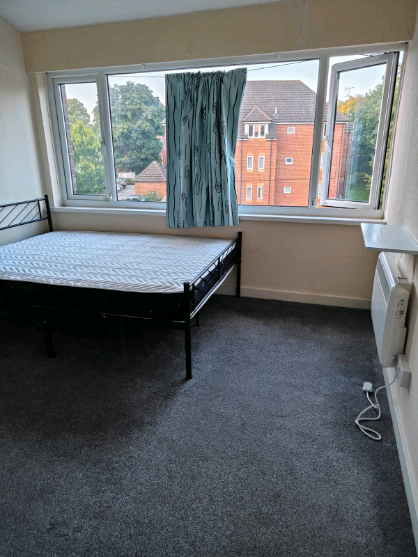 Double room for rent