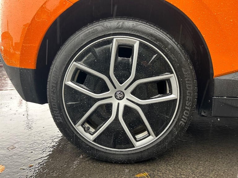 2024 MG MG4 64kWh Trophy Long Range Hatchback 5dr Electric Auto (203 ps) Hatchback ELECTRIC Autom...