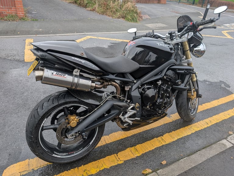 Triumph street triple 2010 675 