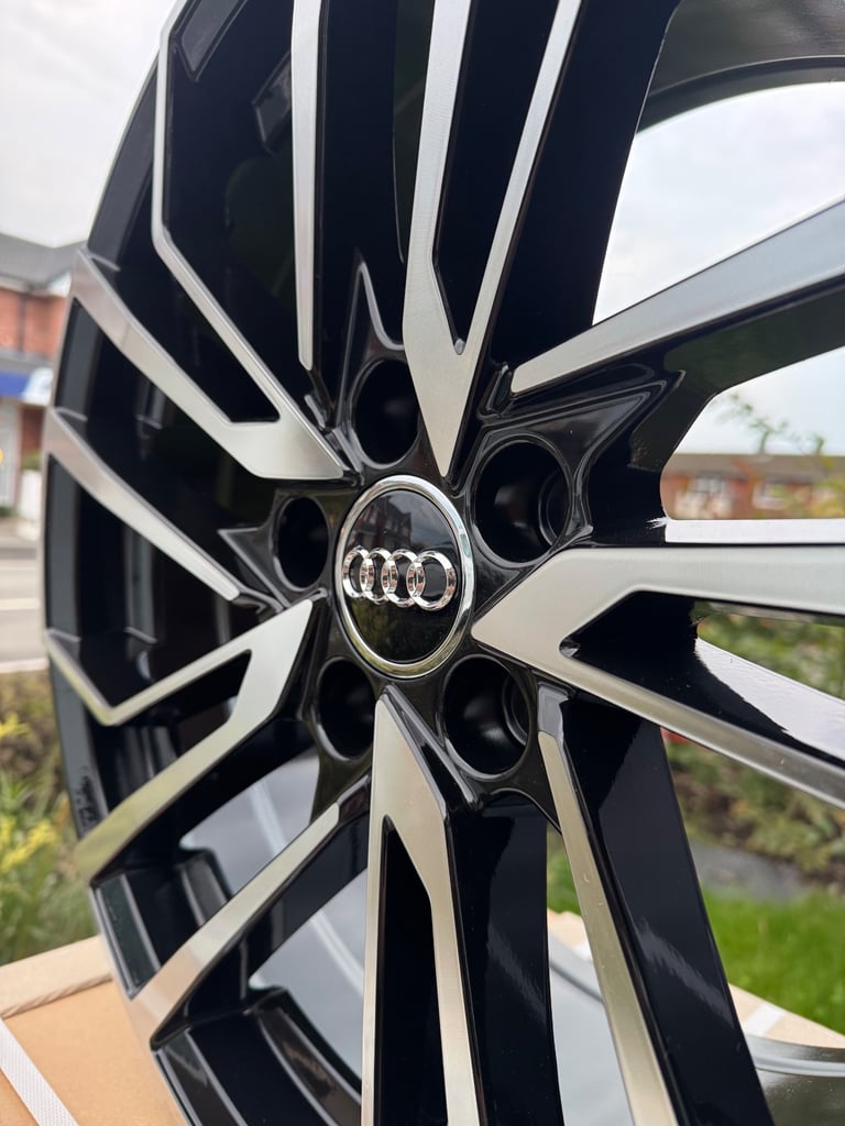 18” Audi RS Style Alloy Wheels in Black Polished Audi A3, A4, A6 etc