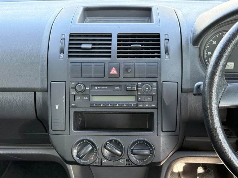 2003 Volkswagen Polo 1.2 S Hatchback 5dr Petrol Manual (144 g/km, 55 bhp) Hatchback Petrol Manual