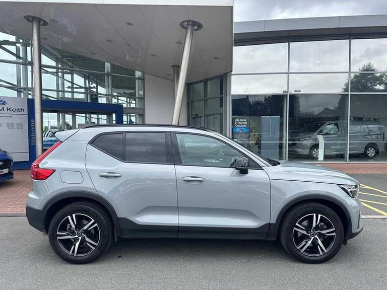 2023 Volvo XC40 2.0 B3P Plus Dark 5dr Auto Automatic SUV Hybrid Automatic