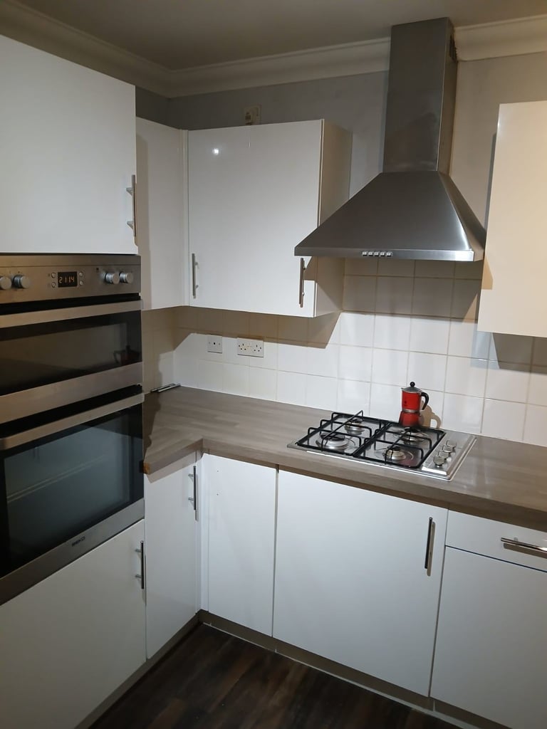 Full kitchen for sale with integrated appliances