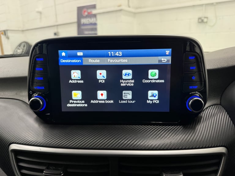 2018 68 HYUNDAI TUCSON 1.6 SE NAV CRDI 2WD MANUAL DIESEL WHITE EURO 6