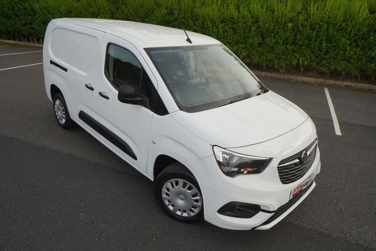 2022 Vauxhall Combo 1.5 Combo 2300 Sportive L2 LWB + 3 Seater + Twin Slider + Top Spec Van Panel ...