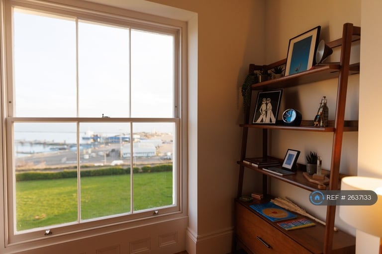 2 bedroom flat in St Augsutines Road, Ramsgate, CT11 (2 bed) (#2637133)
