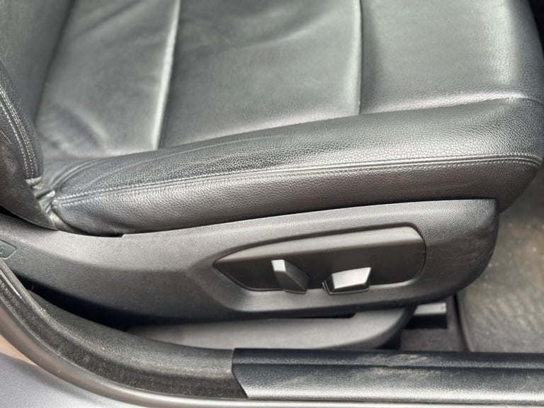 2013 BMW 5 Series 3.0 530d SE Touring Auto Euro 6 (s/s) 5dr ESTATE Diesel Automatic