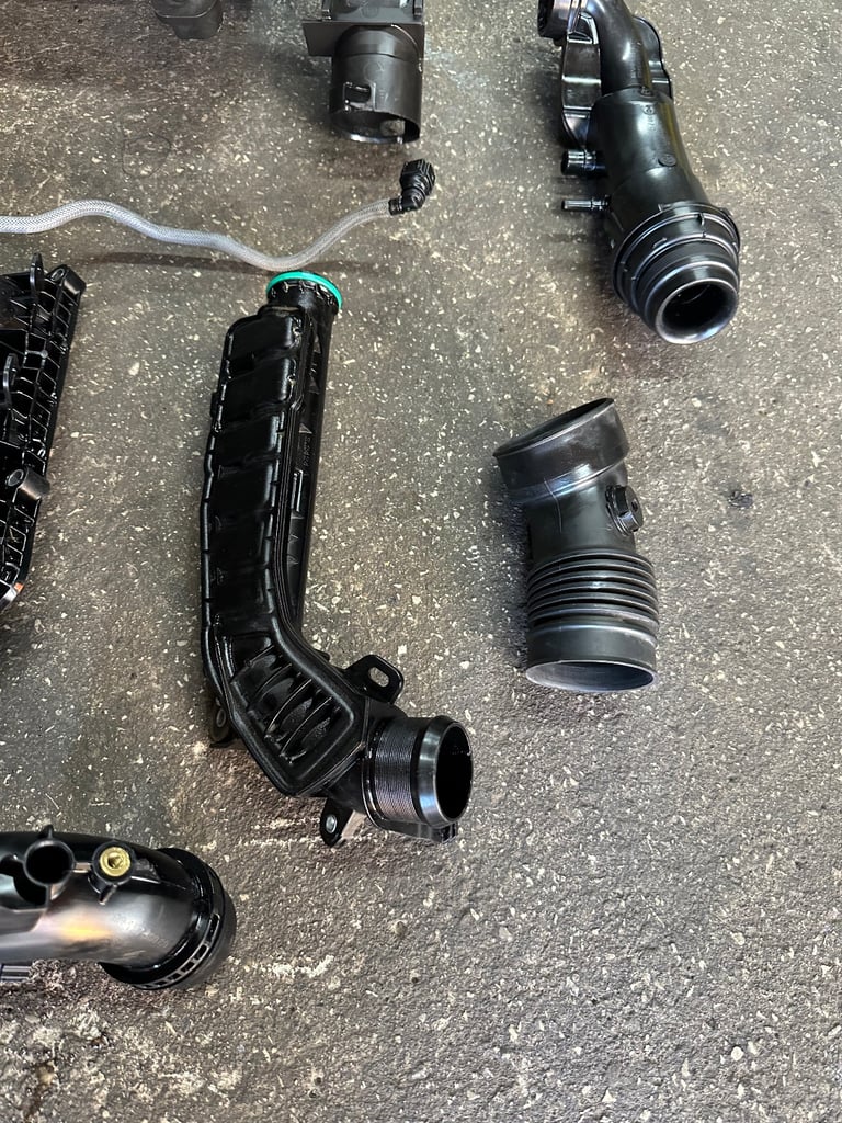 Vauxhall Corsa Inlet Manifold, Airbox & Air Pipes, 2020 Corsa, 1.2 Turbo Petrol