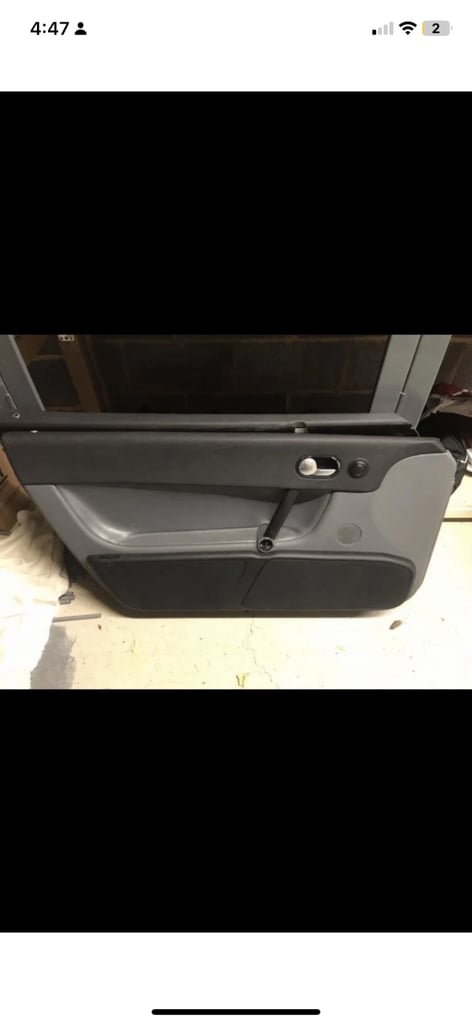 Audi TT jehnert speakers set up