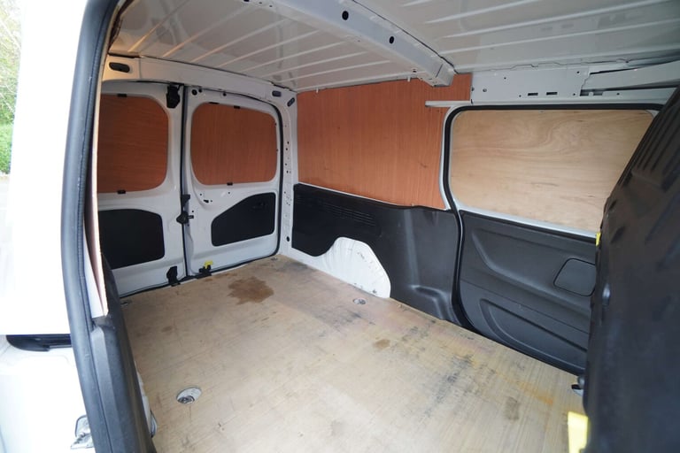 2022 Vauxhall Combo 1.5 Combo 2300 Sportive L2 LWB + 3 Seater + Twin Slider + Top Spec Van Panel ...