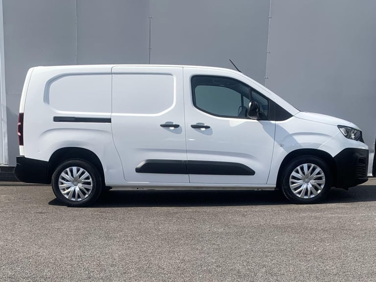 2022 Peugeot Partner 1.5 BlueHDi 850 Professional Premium Long Crew Van LWB Euro 6 6dr PANEL VAN ...