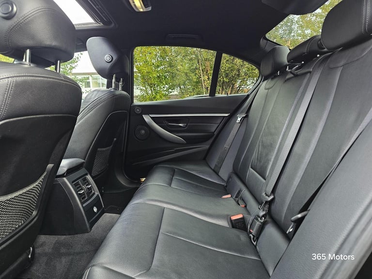 2018 BMW 3 Series 2.0 320i M Sport Shadow Edition Auto xDrive Euro 6 (s/s) 4dr SALOON Petrol Auto...