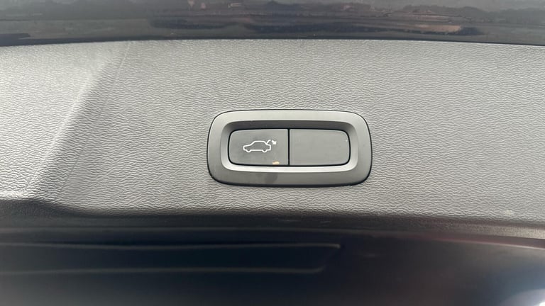 2021 Volvo XC40 1.5 T3 [163] R DESIGN 5dr Geartronic ESTATE PETROL Automatic