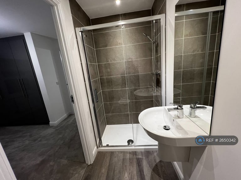 3 bedroom house in Emmeline Avenue, Swanscombe, DA10 (3 bed) (#2650342)