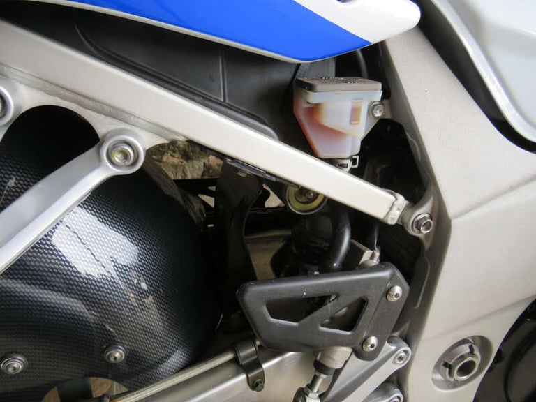 2002 Suzuki GSX-R600 K1 GSX-R600 R-V PETROL Manual