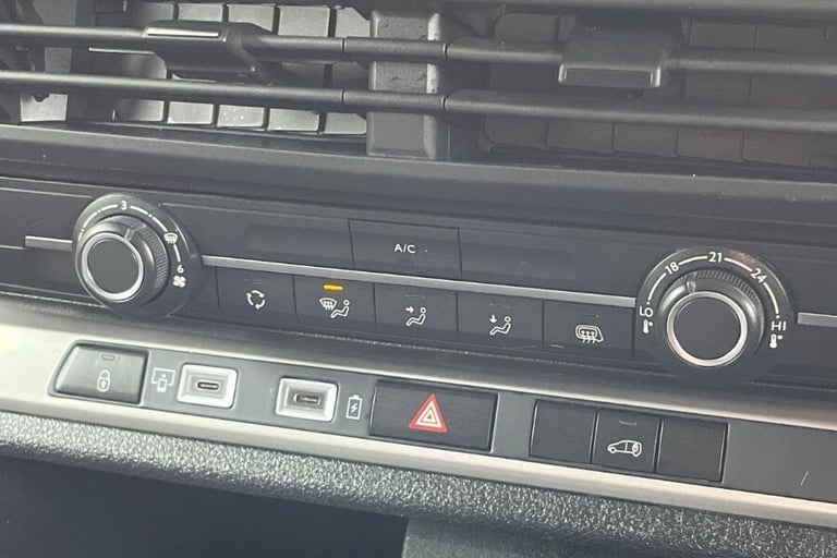  Peugeot Expert 2.0 Bluehdi Professional Standard Panel Van 6dr Diesel Manual